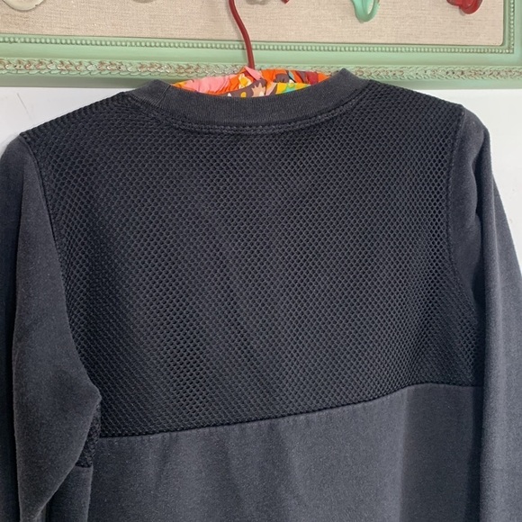 Victoria’s Secret pink fishnet panel crewneck pull over  black xs women’s - Picture 6 of 6